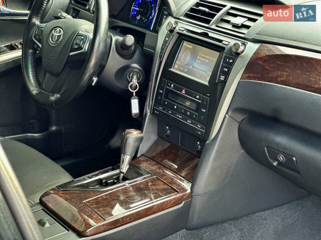 Чорний Тойота Камрі, об'ємом двигуна 2.49 л та пробігом 182 тис. км за 14999 $, фото 56 на Automoto.ua