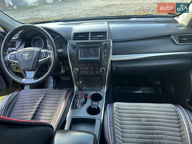 Чорний Тойота Камрі, об'ємом двигуна 2.49 л та пробігом 250 тис. км за 14500 $, фото 9 на Automoto.ua