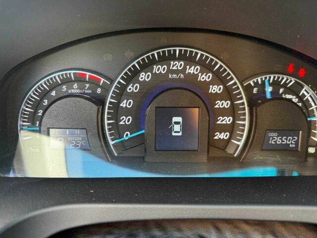 Черный Тойота Камри, объемом двигателя 2.5 л и пробегом 128 тыс. км за 15000 $, фото 5 на Automoto.ua