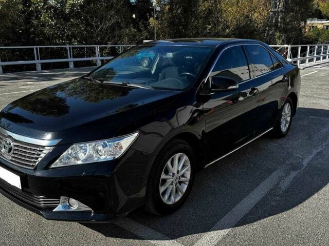 Черный Тойота Камри, объемом двигателя 2.5 л и пробегом 128 тыс. км за 15000 $, фото 7 на Automoto.ua