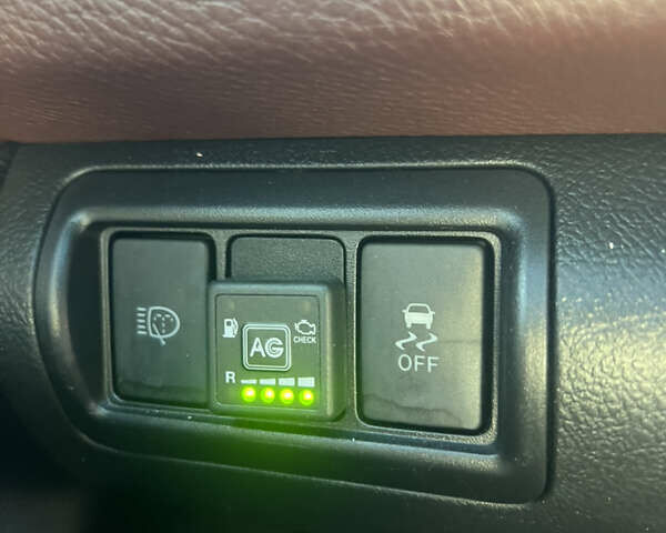 Чорний Тойота Камрі, об'ємом двигуна 2.49 л та пробігом 216 тис. км за 13200 $, фото 26 на Automoto.ua