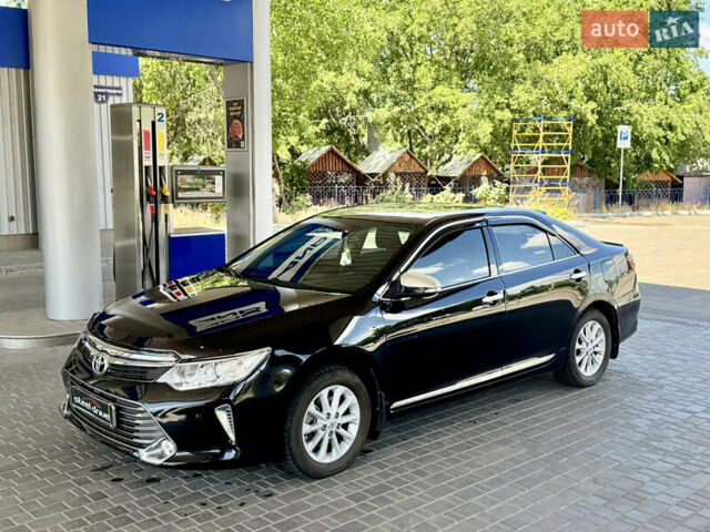 Чорний Тойота Камрі, об'ємом двигуна 2.49 л та пробігом 195 тис. км за 14999 $, фото 2 на Automoto.ua