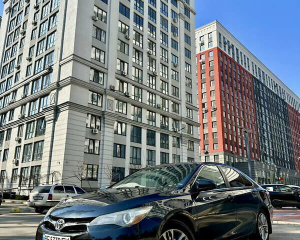 Чорний Тойота Камрі, об'ємом двигуна 2.5 л та пробігом 331 тис. км за 10700 $, фото 1 на Automoto.ua