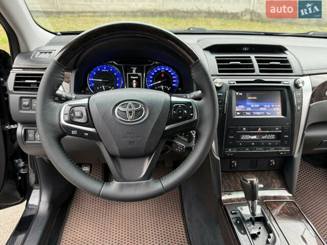 Черный Тойота Камри, объемом двигателя 2.5 л и пробегом 153 тыс. км за 16700 $, фото 26 на Automoto.ua