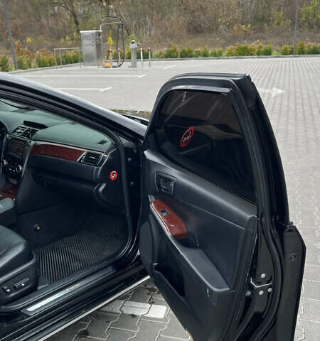 Тойота Камри 2014 в Ирпене на Automoto.ua Черный Тойота Камри, объемом двигателя 2.5 л и пробегом 257 тыс. км за 15200 $, фото 10 на Automoto.ua