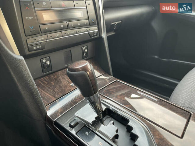 Черный Тойота Камри, объемом двигателя 2.5 л и пробегом 188 тыс. км за 14500 $, фото 11 на Automoto.ua
