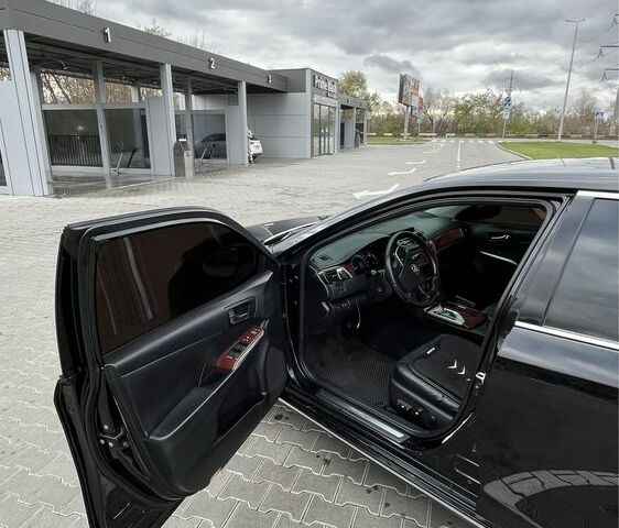 Черный Тойота Камри, объемом двигателя 2.5 л и пробегом 257 тыс. км за 15400 $, фото 9 на Automoto.ua