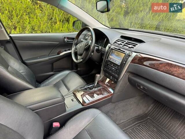 Черный Тойота Камри, объемом двигателя 2.49 л и пробегом 226 тыс. км за 17500 $, фото 11 на Automoto.ua