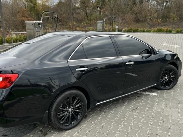 Черный Тойота Камри, объемом двигателя 2.5 л и пробегом 257 тыс. км за 15400 $, фото 23 на Automoto.ua