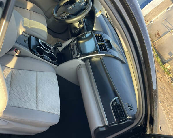 Черный Тойота Камри, объемом двигателя 2.5 л и пробегом 140 тыс. км за 10900 $, фото 6 на Automoto.ua
