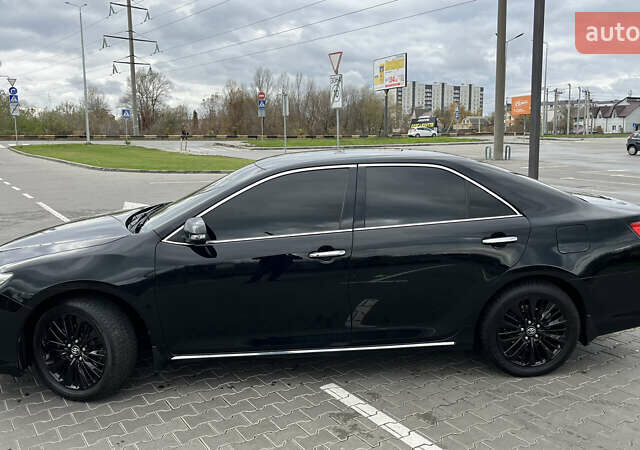 Тойота Камри 2014 в Ирпене на Automoto.ua Черный Тойота Камри, объемом двигателя 2.5 л и пробегом 257 тыс. км за 15200 $, фото 2 на Automoto.ua
