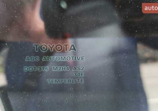 Чорний Тойота Камрі, об'ємом двигуна 2.49 л та пробігом 195 тис. км за 12100 $, фото 9 на Automoto.ua