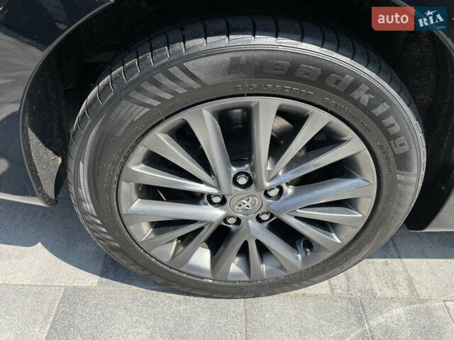 Черный Тойота Камри, объемом двигателя 2.5 л и пробегом 215 тыс. км за 16900 $, фото 34 на Automoto.ua