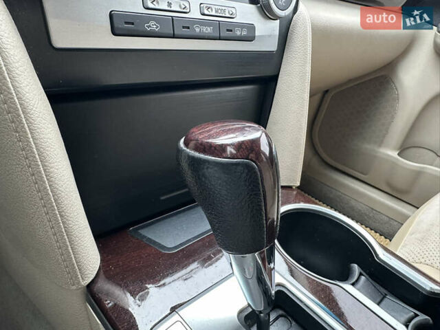 Черный Тойота Камри, объемом двигателя 2.49 л и пробегом 220 тыс. км за 10900 $, фото 27 на Automoto.ua