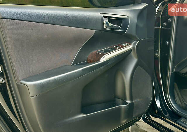 Чорний Тойота Камрі, об'ємом двигуна 2.49 л та пробігом 182 тис. км за 14999 $, фото 35 на Automoto.ua