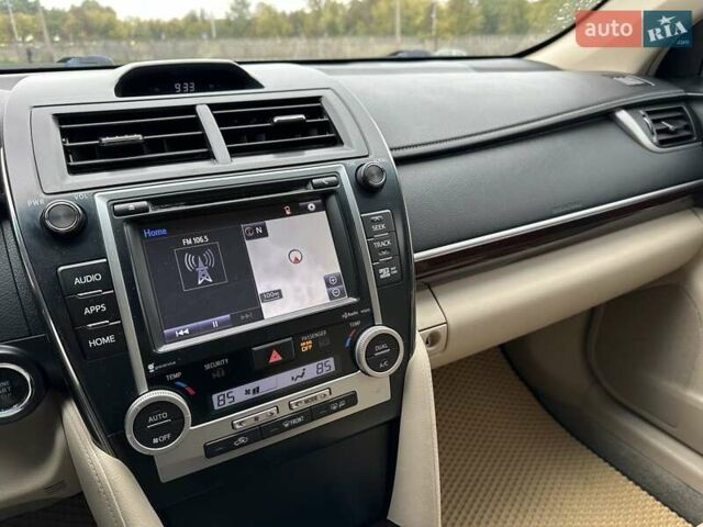 Черный Тойота Камри, объемом двигателя 2.49 л и пробегом 220 тыс. км за 12800 $, фото 29 на Automoto.ua