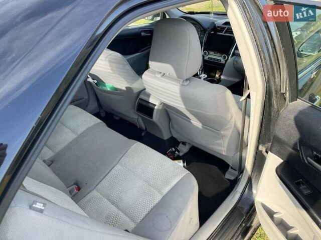 Черный Тойота Камри, объемом двигателя 2.5 л и пробегом 130 тыс. км за 11500 $, фото 10 на Automoto.ua