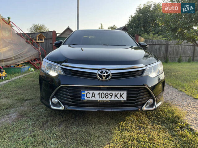 Черный Тойота Камри, объемом двигателя 2.49 л и пробегом 188 тыс. км за 15200 $, фото 2 на Automoto.ua