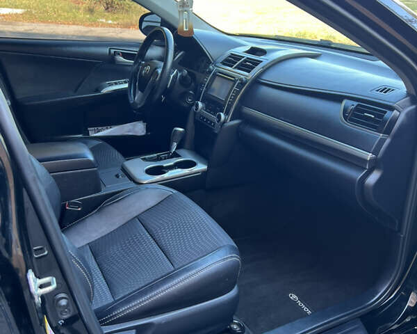 Тойота Камри 2014 в Мироновке на Automoto.ua Черный Тойота Камри, объемом двигателя 2.5 л и пробегом 175 тыс. км за 12600 $, фото 12 на Automoto.ua