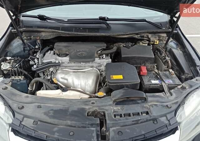 Чорний Тойота Камрі, об'ємом двигуна 2.49 л та пробігом 195 тис. км за 12100 $, фото 22 на Automoto.ua