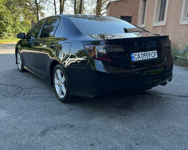 Тойота Камри 2014 в Мироновке на Automoto.ua Черный Тойота Камри, объемом двигателя 2.5 л и пробегом 175 тыс. км за 12600 $, фото 6 на Automoto.ua