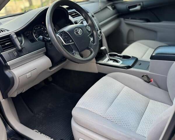 Черный Тойота Камри, объемом двигателя 2.49 л и пробегом 195 тыс. км за 11250 $, фото 16 на Automoto.ua