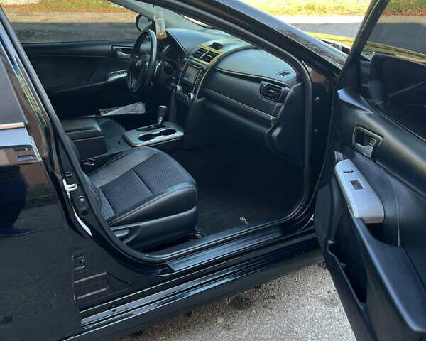 Тойота Камри 2014 в Мироновке на Automoto.ua Черный Тойота Камри, объемом двигателя 2.5 л и пробегом 175 тыс. км за 12600 $, фото 13 на Automoto.ua