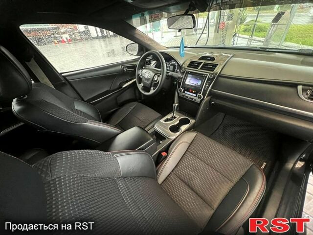 Тойота Камрі 2014 у Полтаві на Automoto.ua Чорний Тойота Камрі, об'ємом двигуна 2.5 л та пробігом 220 тис. км за 12500 $, фото 8 на Automoto.ua