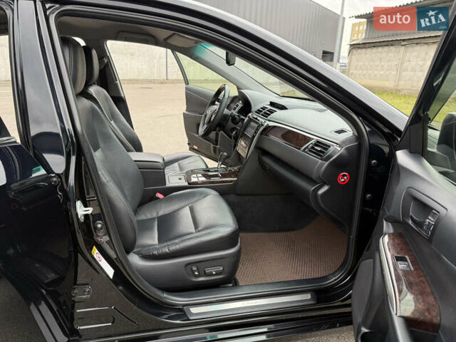 Черный Тойота Камри, объемом двигателя 2.5 л и пробегом 153 тыс. км за 16700 $, фото 23 на Automoto.ua