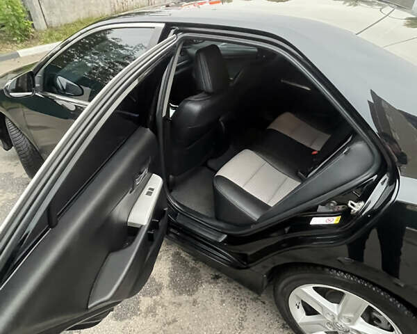 Черный Тойота Камри, объемом двигателя 2.5 л и пробегом 240 тыс. км за 14000 $, фото 20 на Automoto.ua