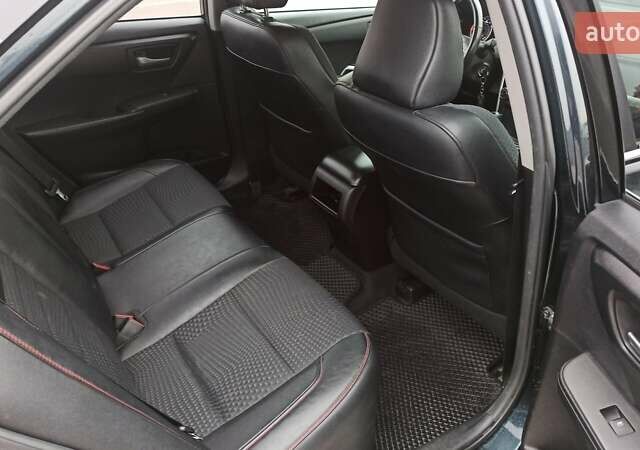 Чорний Тойота Камрі, об'ємом двигуна 2.49 л та пробігом 195 тис. км за 12100 $, фото 28 на Automoto.ua