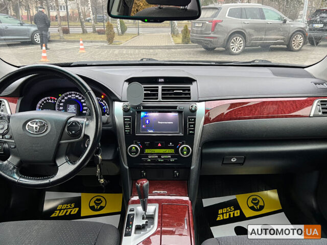 Черный Тойота Камри, объемом двигателя 2.5 л и пробегом 237 тыс. км за 12450 $, фото 9 на Automoto.ua