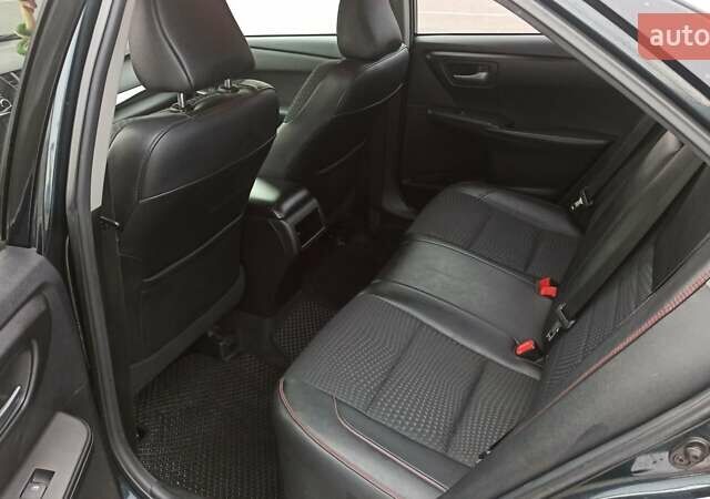 Чорний Тойота Камрі, об'ємом двигуна 2.49 л та пробігом 195 тис. км за 12100 $, фото 21 на Automoto.ua