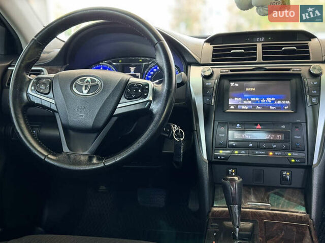 Чорний Тойота Камрі, об'ємом двигуна 2.49 л та пробігом 195 тис. км за 14999 $, фото 6 на Automoto.ua