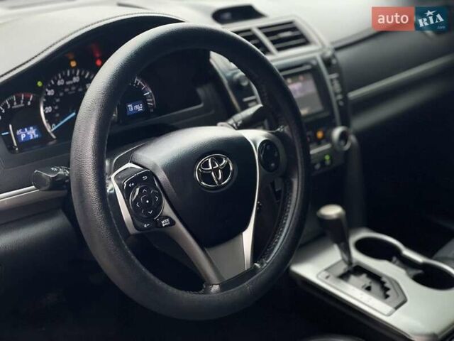 Черный Тойота Камри, объемом двигателя 2.49 л и пробегом 210 тыс. км за 12300 $, фото 12 на Automoto.ua