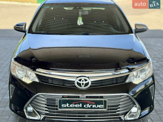 Чорний Тойота Камрі, об'ємом двигуна 2.49 л та пробігом 195 тис. км за 14999 $, фото 1 на Automoto.ua