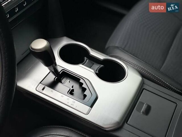 Черный Тойота Камри, объемом двигателя 2.49 л и пробегом 210 тыс. км за 12300 $, фото 15 на Automoto.ua