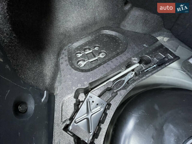 Черный Тойота Камри, объемом двигателя 2.5 л и пробегом 215 тыс. км за 16900 $, фото 38 на Automoto.ua