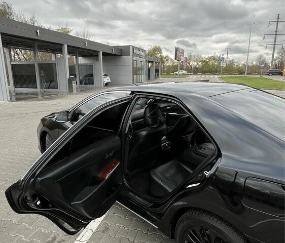 Черный Тойота Камри, объемом двигателя 2.5 л и пробегом 257 тыс. км за 15400 $, фото 13 на Automoto.ua