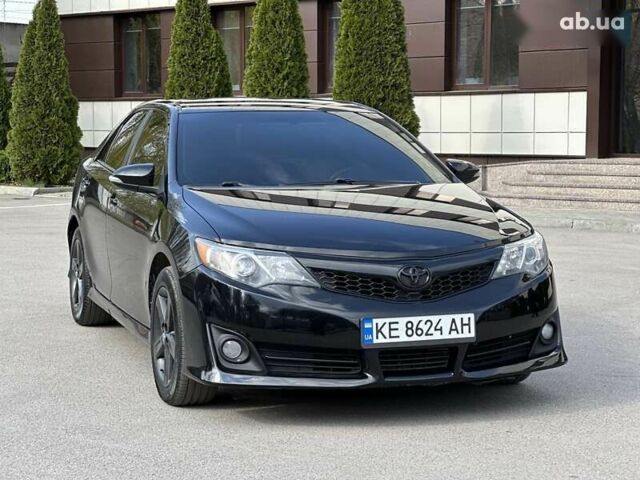 Черный Тойота Камри, объемом двигателя 2.5 л и пробегом 180 тыс. км за 11999 $, фото 16 на Automoto.ua