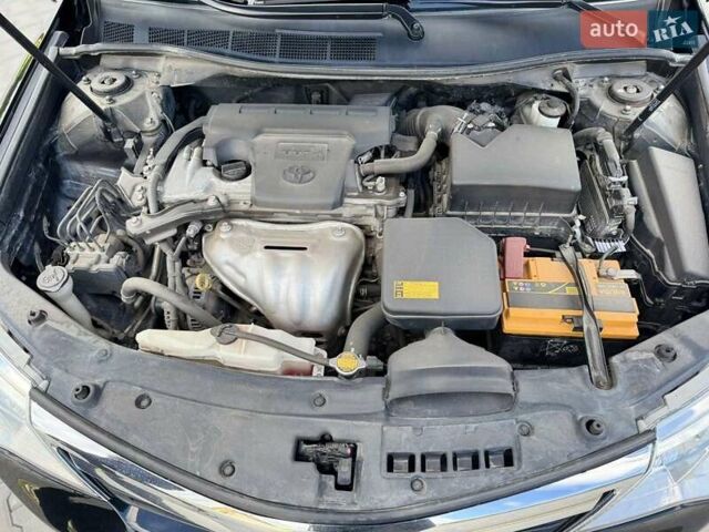 Черный Тойота Камри, объемом двигателя 2.49 л и пробегом 195 тыс. км за 11250 $, фото 18 на Automoto.ua