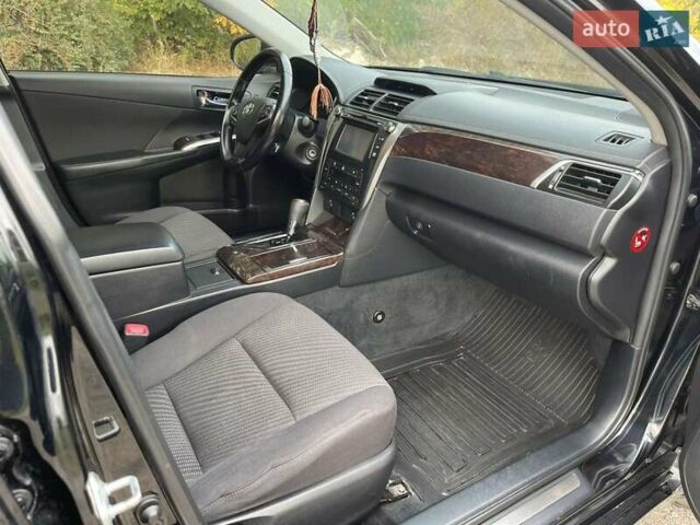 Черный Тойота Камри, объемом двигателя 2.5 л и пробегом 188 тыс. км за 15300 $, фото 15 на Automoto.ua