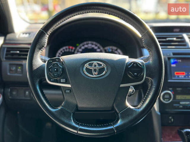 Черный Тойота Камри, объемом двигателя 2.49 л и пробегом 260 тыс. км за 13750 $, фото 10 на Automoto.ua