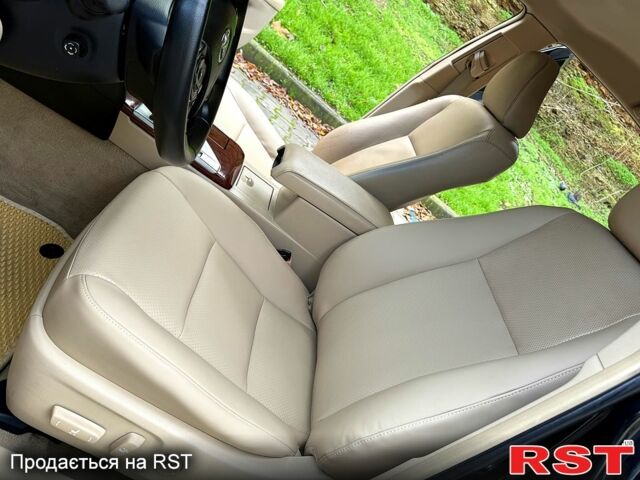 Черный Тойота Камри, объемом двигателя 2.5 л и пробегом 208 тыс. км за 9500 $, фото 6 на Automoto.ua