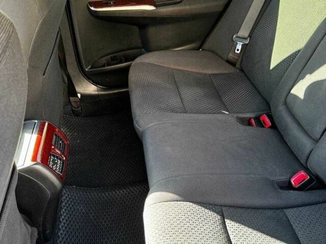 Черный Тойота Камри, объемом двигателя 2.5 л и пробегом 128 тыс. км за 15000 $, фото 4 на Automoto.ua