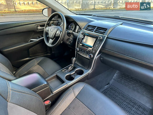 Чорний Тойота Камрі, об'ємом двигуна 2.49 л та пробігом 97 тис. км за 13200 $, фото 28 на Automoto.ua