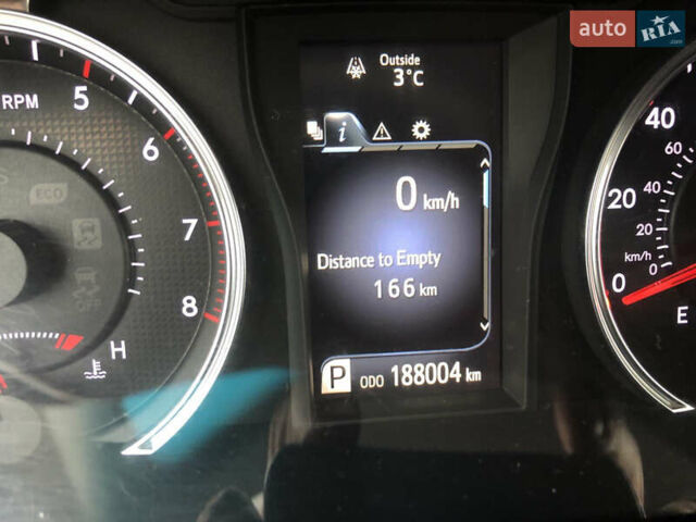 Чорний Тойота Камрі, об'ємом двигуна 2.5 л та пробігом 200 тис. км за 14000 $, фото 6 на Automoto.ua