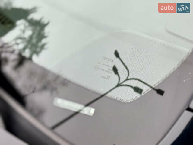 Чорний Тойота Камрі, об'ємом двигуна 2.49 л та пробігом 135 тис. км за 19999 $, фото 28 на Automoto.ua