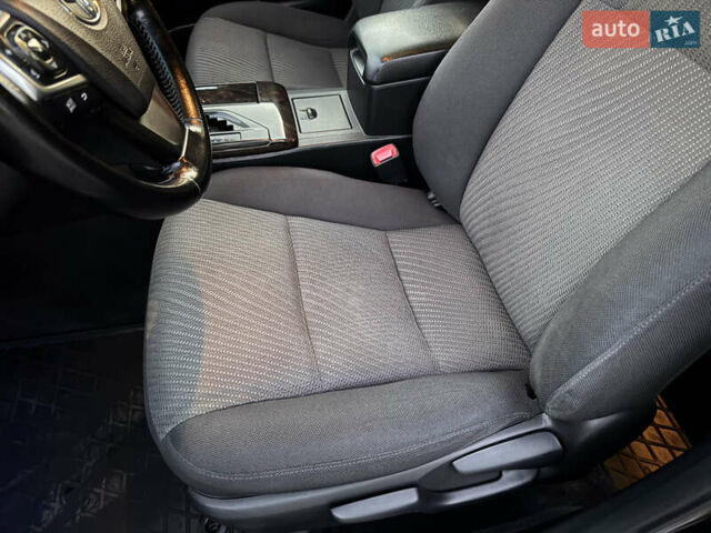 Чорний Тойота Камрі, об'ємом двигуна 2.49 л та пробігом 142 тис. км за 15300 $, фото 9 на Automoto.ua