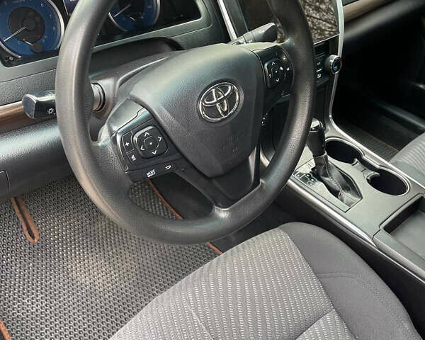 Чорний Тойота Камрі, об'ємом двигуна 2.49 л та пробігом 262 тис. км за 13800 $, фото 14 на Automoto.ua